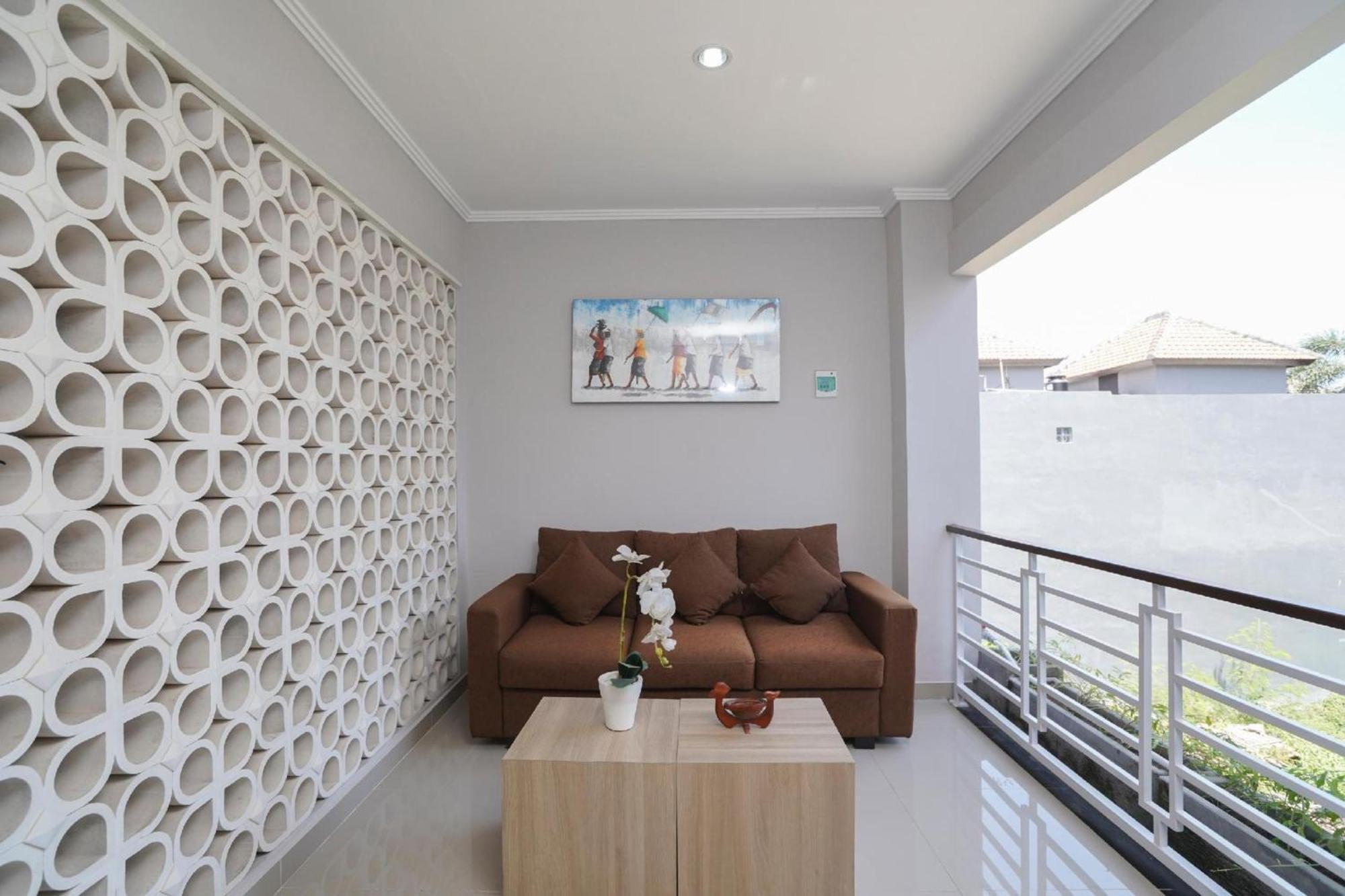 Hotel Super Oyo Capital O 2166 Elitya 2*