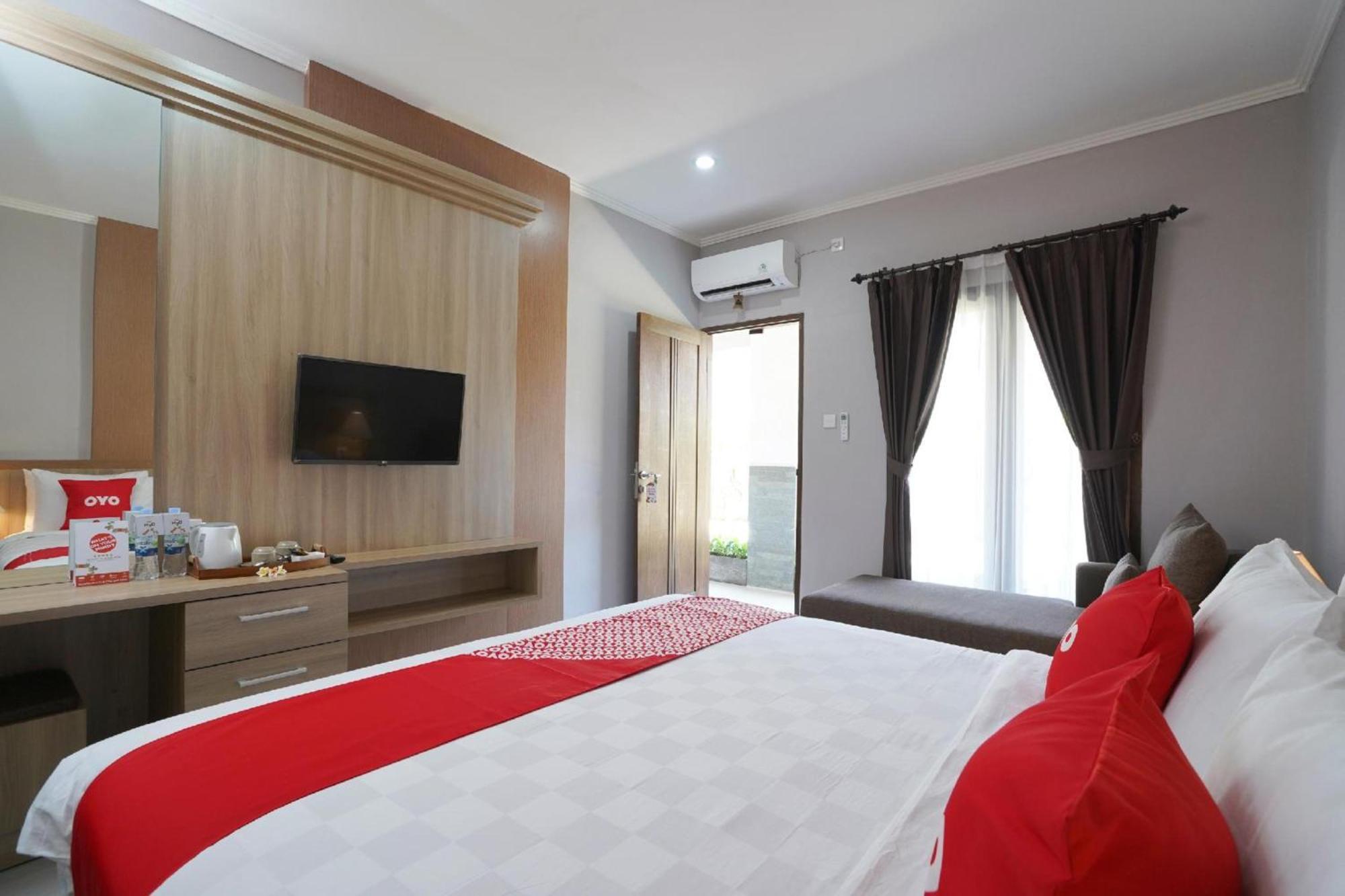 Super Oyo Capital O 2166 Elitya Hotel 2*