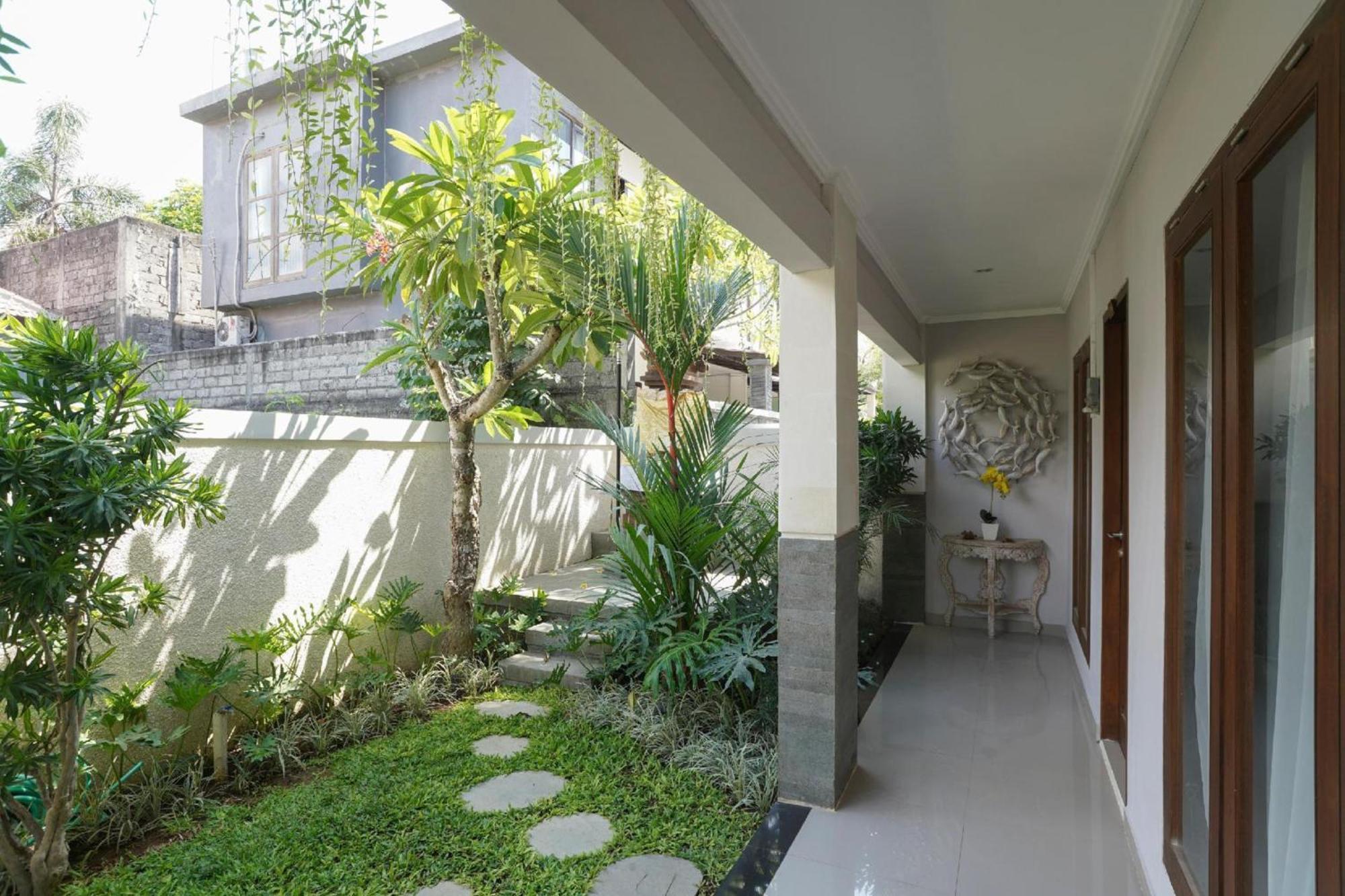 Super Oyo Capital O 2166 Elitya Hotel 2*